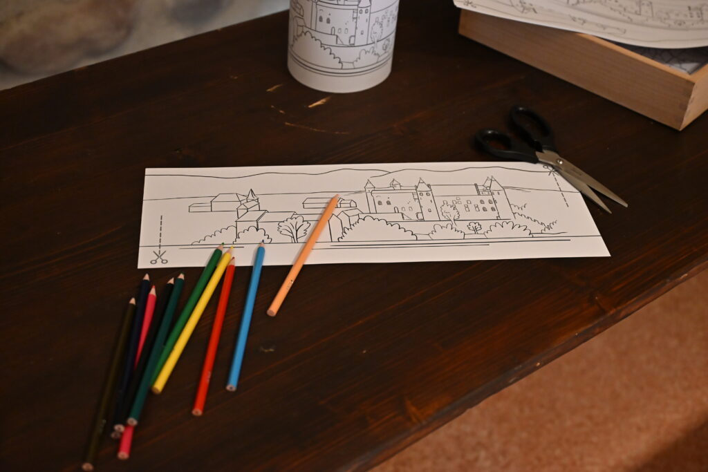 Activité de dessin en lien avec l'exposition